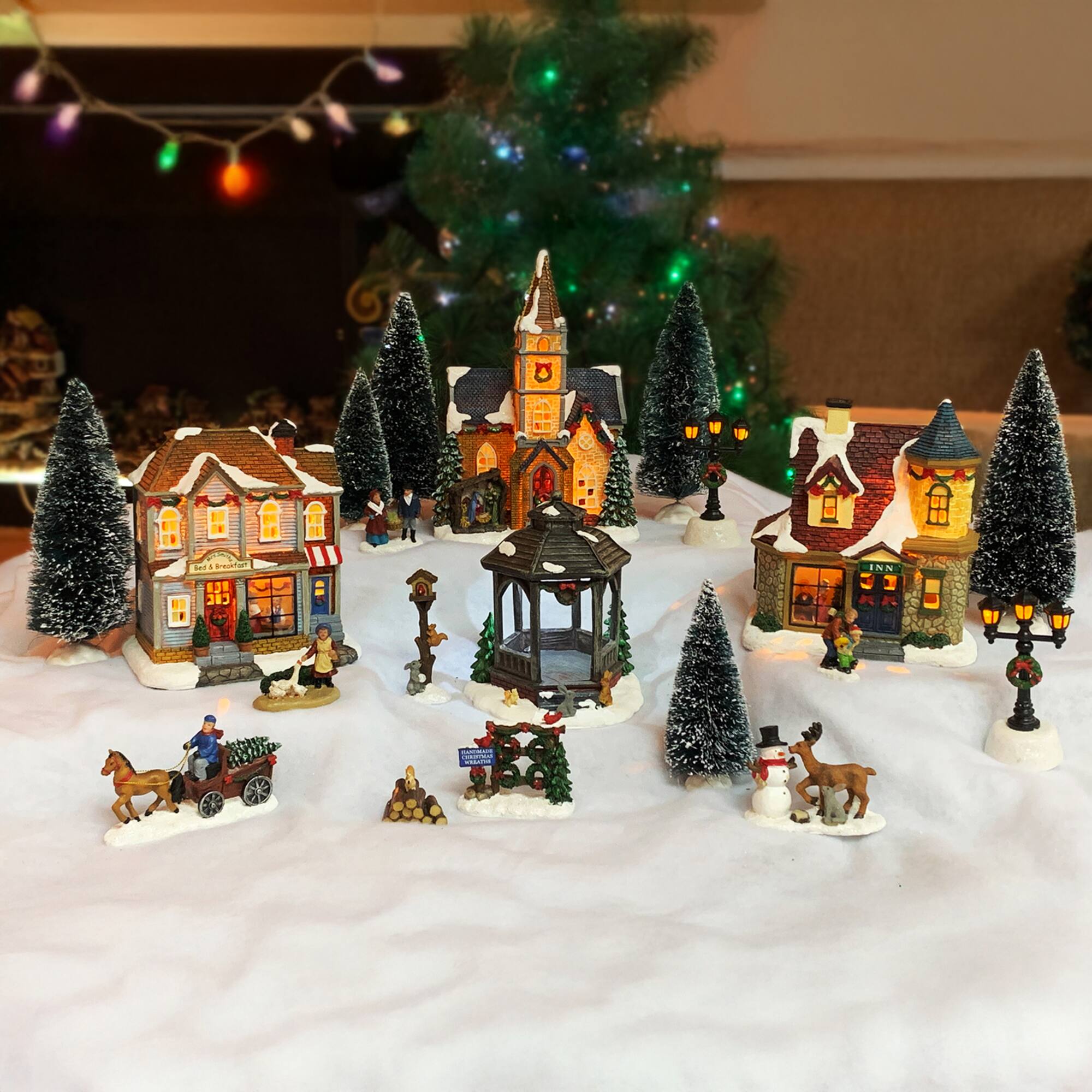 Moments in Time Christmas Village Tabletop Décor Set